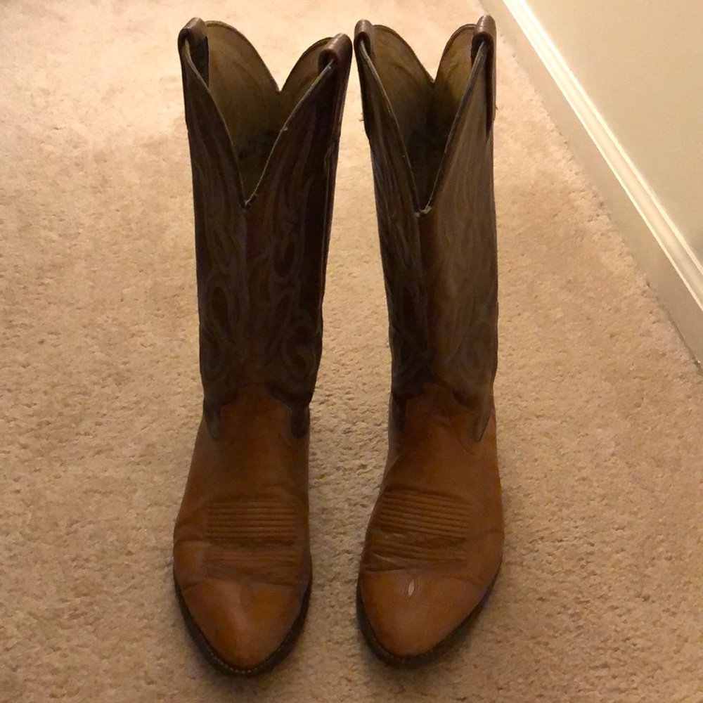 Men’s leather cowboy boots
